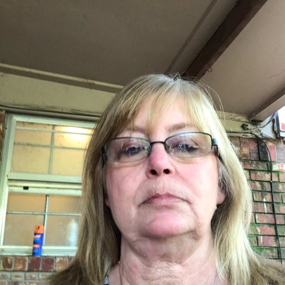 Meet your Posher, Debra